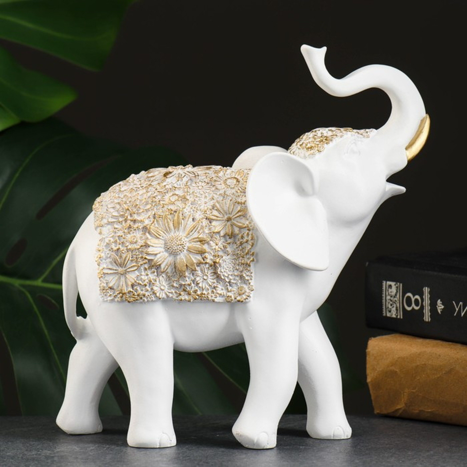 Фигура "Слон" белый/золото, 20х8х19см   4881506