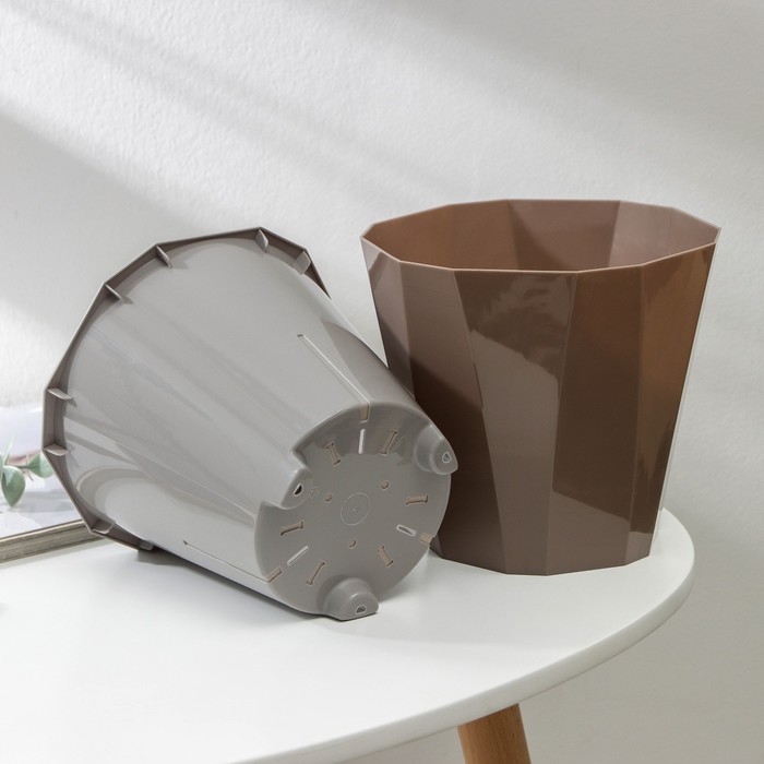 Кашпо пластм. "Палермо" 1,8л d верха 160мм h153мм со вставкой Корич-серое С316КСЕР("Мартика")*1/20