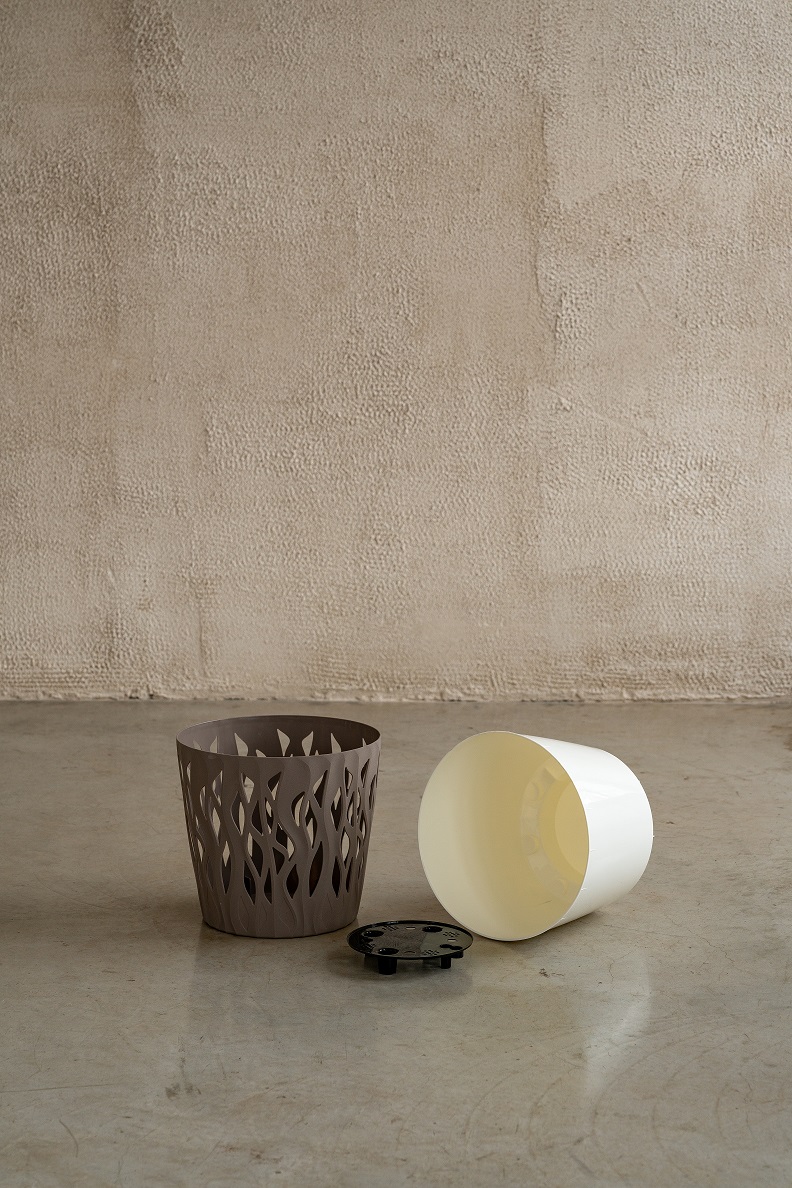 Кашпо пластм. "Winds" 20л d верха 340мм h310мм со вставкой 18,7л Французский платан IG652110105 *1/9