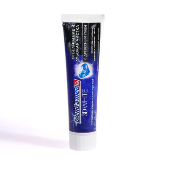 Зубная паста БЛЕНД-А-МЕД 3D White Отбеливание и глубокая чистка с Древесным углем 100 мл