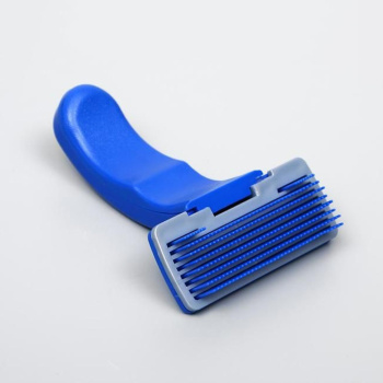 Пуходёрка пластиковая с самоочисткой, 10 х 15 см, синяя 915100