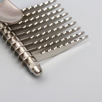 Колтунорез боковой 9 лезвий, нескользящая резиновая ручка, микс цветов   599505